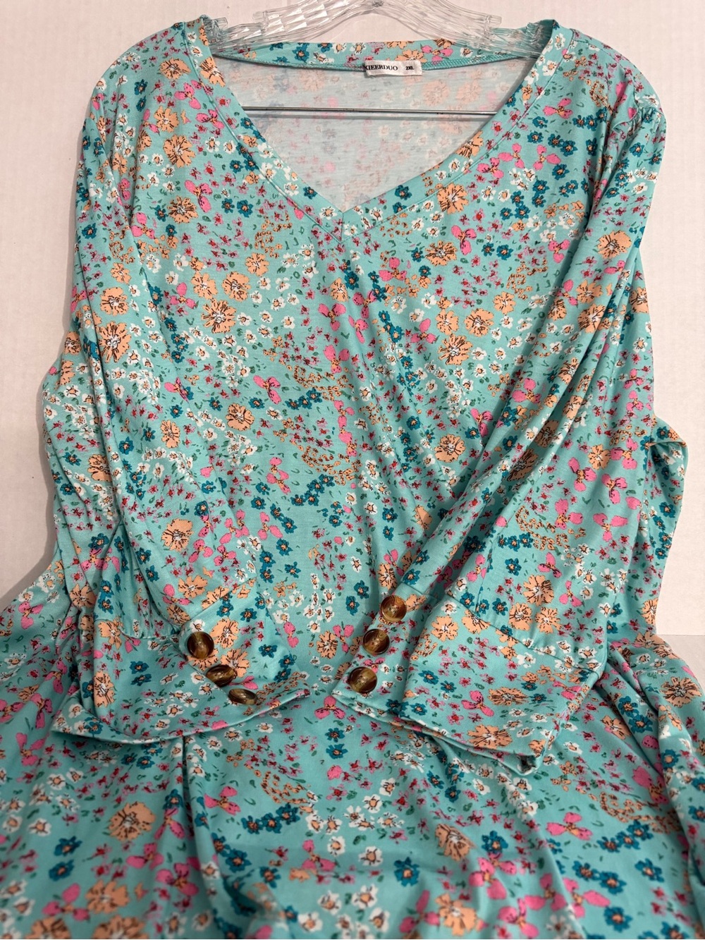 Xieerduo Floral V-Neck Blouse